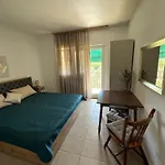 Vala * Betina (Sibenik-Knin)