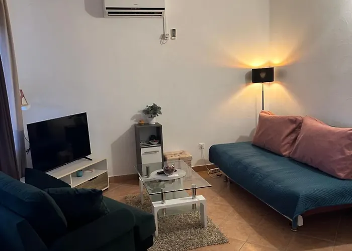 Apartament Vala *